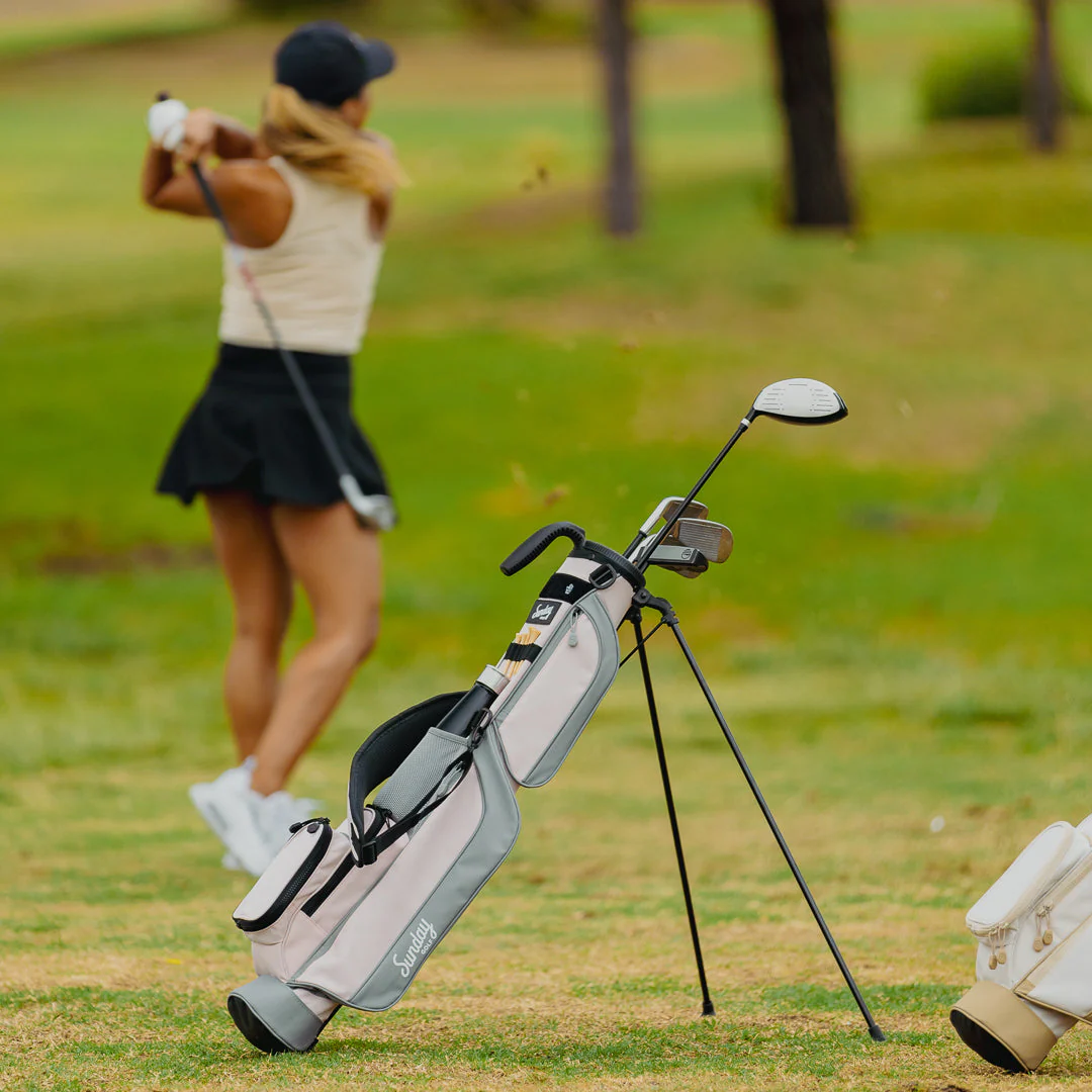 The Loma | Flamingo Par 3 Bag - Image 7